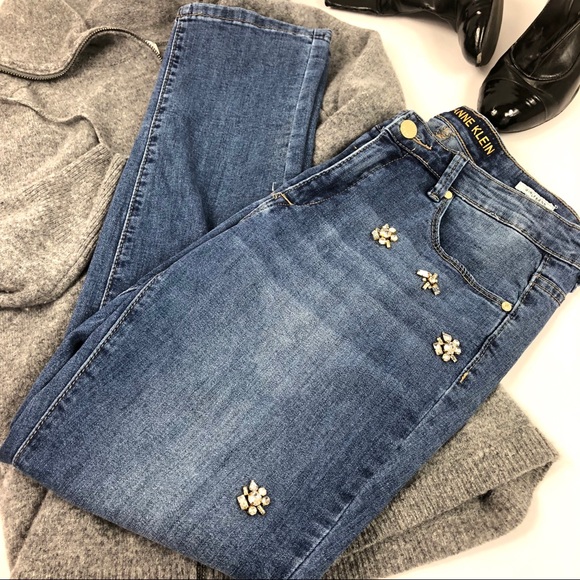 Anne Klein Denim - Anne Klein Crystal Embellished Girlfriend Jeans 4